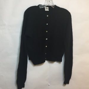 Ellemenno Large Button down Sweater